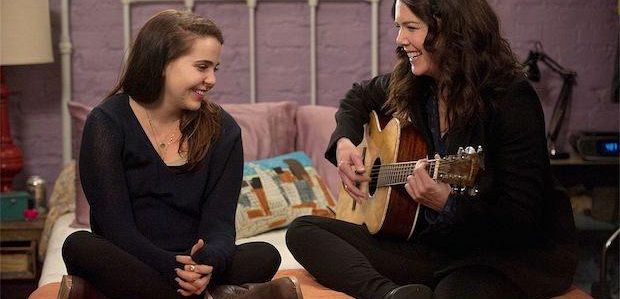 Mae Whitman pojawi się gościnnie we wskrzeszeniu „Kochanych kłopotów