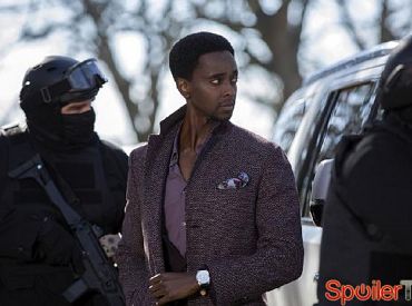 Michael Dinner i Edi Gathegi dołączyli do spinoffa Czarnej listy