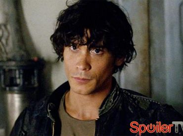 Klip z 3 sezonu „The 100”: Czy Bellamy może ocalić Lincolna przed egzekucją?
