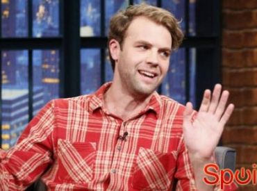 Brooks Wheelan zagra w odcinku pilotowym Toast