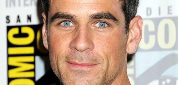 Eddie Cahill zagra w odcinku pilotowym 