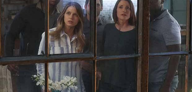 Zdjęcia z finału „Supergirl”: Alex i Hank wracają (jak również Eliza Danvers)