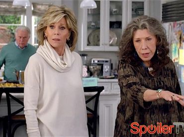 Zwiastun 2 sezonu „Grace and Frankie”: Spiknięcia! Tarapaty z policją!