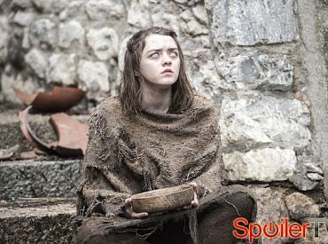 Maisie Williams z „Gry o tron” mówi, że ślepa Arya jest „mocno osłabiona