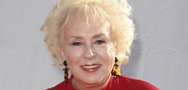 Doris Roberts z 