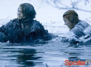 Zdjęcia z premiery 6 sezonu „Gry o tron”: Mrożąca ucieczka Sansy i Theona, Ramsay w żałobie, smutna Cersei