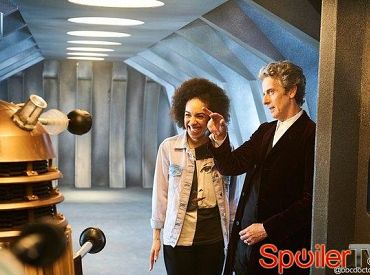 Pearl Mackie dołączyła do 10 sezonu Doktora Who jako nowa towarzyszka Petera Capaldiego