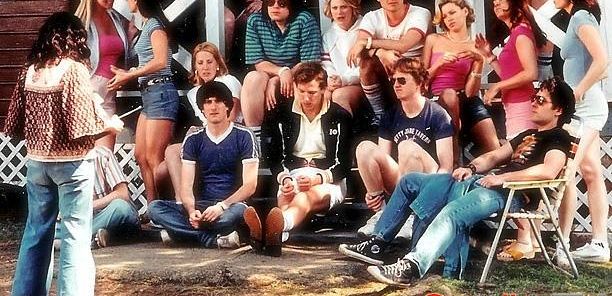 Netflix podaje datę premiery 2 sezonu „Wet Hot American Summer” — Plus: zobacz zwiastun
