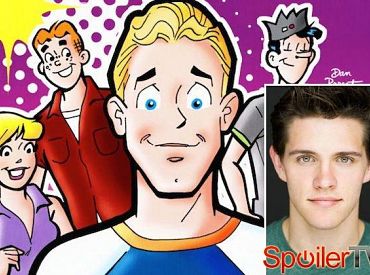 Casey Cott zagra w odcinku pilotowym Riverdale