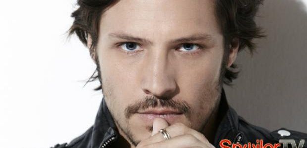 Nick Wechsler będzie powracał w 3 sezonie „Uwikłanej”