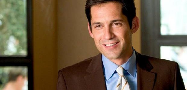 Enrique Murciano zagra w odcinku pilotowym 