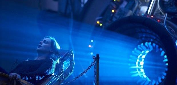 Klip z 2 sezonu „12 małp”: Cassie przygotowuje się do powrotu w czasie