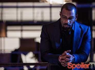Starz przenosi swoje programy na niedzielę i będzie konkurować z HBO i AMC