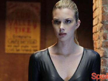 Emma Ishta chce 3 sezonu Stitchers