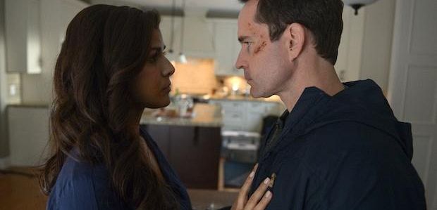 Klip z 2 sezonu „Wayward Pines”: Rebecca chce, aby Theo się otrząsnął