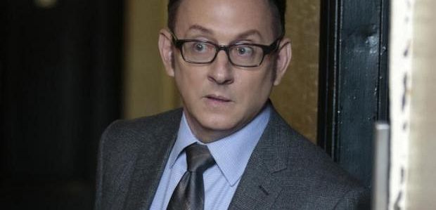 Spoiler Dnia: Z jakim „strasznym rozwiązaniem” pojawi się Finch w „Impersonalnych