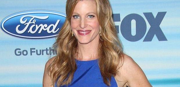 Anna Gunn dołączyła do 2 sezonu 