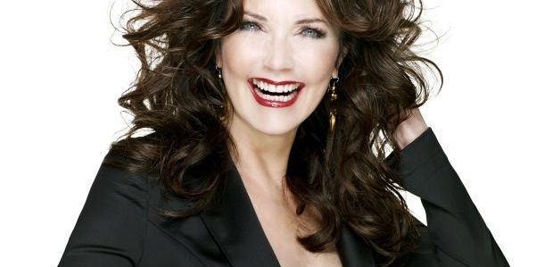 Lynda Carter zagra prezydent w 2 sezonie 