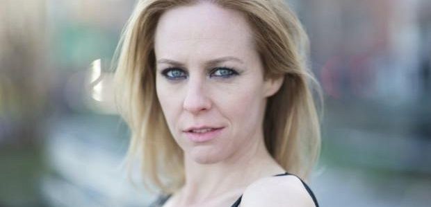 Amy Hargreaves dołączyła do 