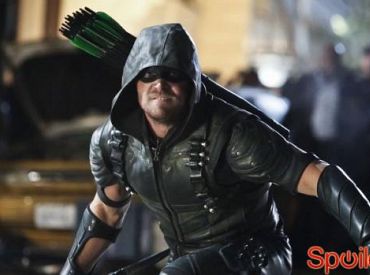 Comic-Con 2016: Stephen Amell z „Arrow” pojawi się w premierze 2 sezonu „Legends of Tomorrow