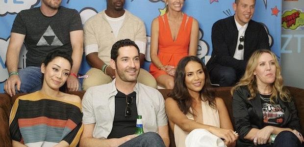 Comic-Con 2016: Obsada „Lucifera” mówi o wkurzonej mamusi i jej urazie — Plus: Tom Ellis rapuje!