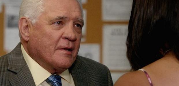 Klip z 5 sezonu „Major Crimes”: Czy Provenza jest gotowy przejść (wreszcie) na emeryturę?