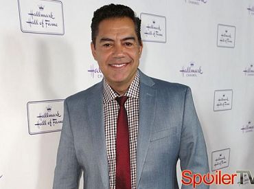 Carlos Gomez powróci w 3 sezonie Madam Secretary