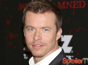 Todd Lasance pojawi się w 3 sezonie The Flash