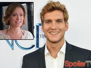 Scott Michael Foster dołączył do 2 sezonu „Crazy Ex-Girlfriend”