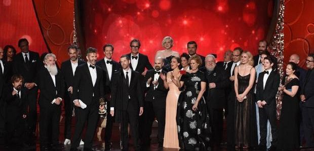 „Gra o tron” pobija rekord wygranych nagród Emmy