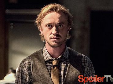 Zdjęcia z 2 sezonu „The Flash” pokazują Toma Feltona, Barry’ego kontra Joe, powrót Jaya Garricka