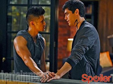 Pierwsze spojrzenie na 2 sezon „Shadowhunters”: Zobaczymy o wiele więcej Magnusa i Aleca