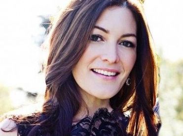 Stacy Rukeyser została showrunnerem w 3 sezonie UnREAL
