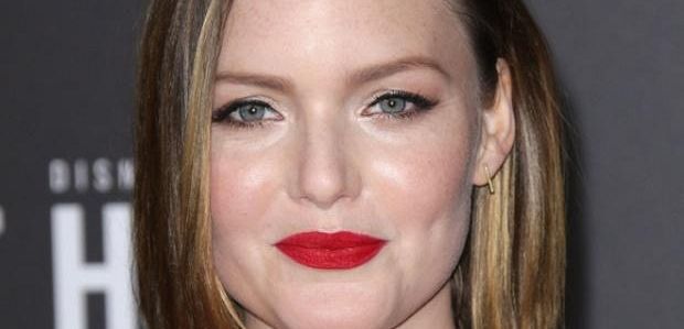 Holliday Grainger dołączyła do dramatu „Cormoran Strike”