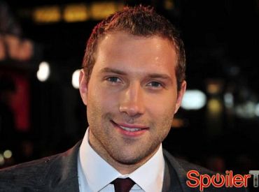Jai Courtney dołączył do serialu Wet Hot American Summer: Ten Years Later”