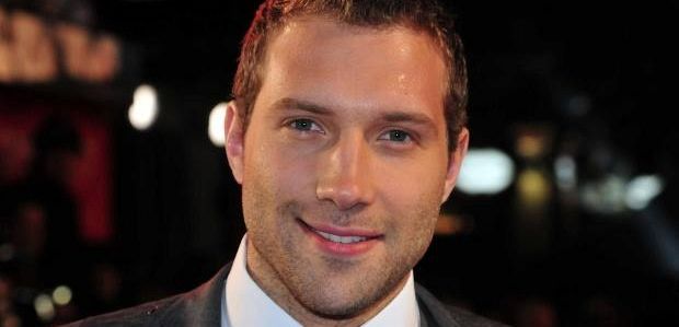 Jai Courtney dołączył do serialu Wet Hot American Summer: Ten Years Later”