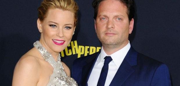 NBC zamawia komedię od Elizabeth Banks i Maxa Handelmana