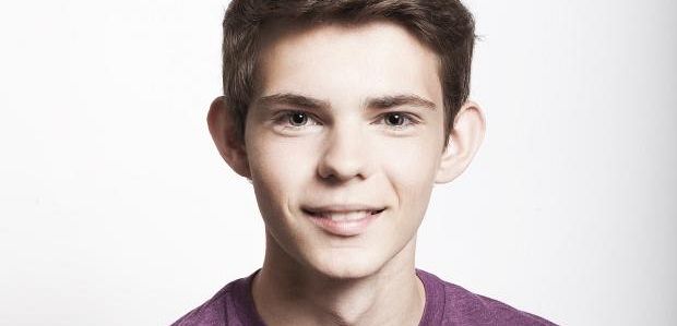 Robbie Kay będzie powracał w 4 sezonie 