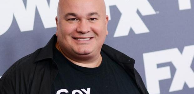 Robert Kelly rozwija autobiograficzną komedię dla FX