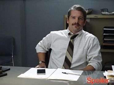 Zdjęcia z 3 sezonu „Fresh Off the Boat”: Zachary Knighton ma władzę nad Huangami