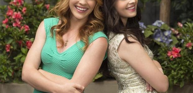 Spoiler Dnia: Dlaczego Daphne i Bay nadal są w Chinach przed telefonem w „Switched at Birth”?