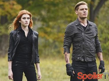 Szefowie „Shadowhunters” zapowiadają przybycie Sebastiana w 2 sezonie