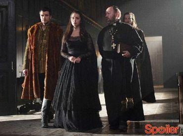 Zima 2017: Reign (CW)