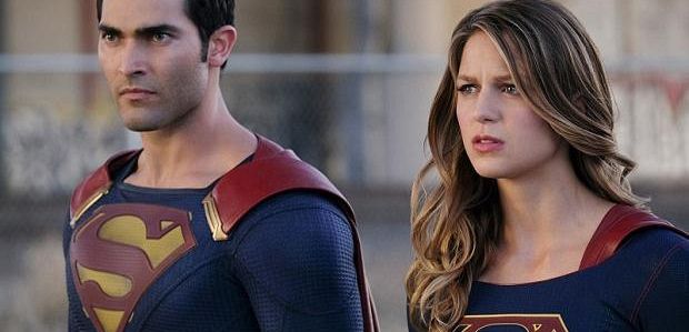 TCA 2017: CW przedłuża 7 powracających jesiennych seriali, w tym „Supergirl” i „Nie z tego świata