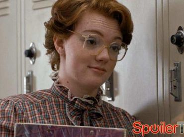 Złote Globy 2017: Barb z „Stranger Things” powraca z martwych