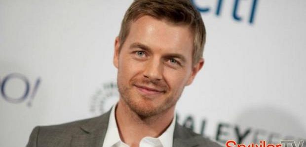 Rick Cosnett powróci w 3 sezonie 