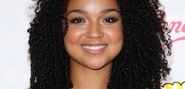 Aisha Dee dołączyła do 2 sezonu 