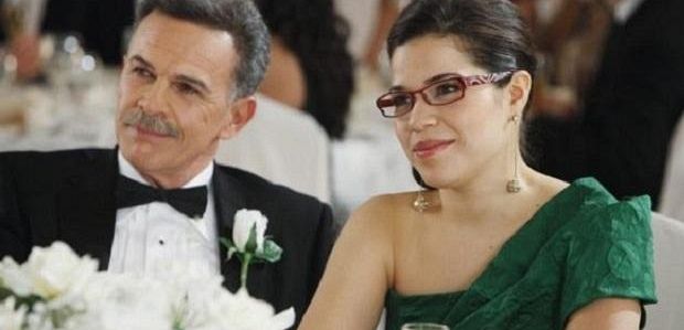 Tony Plana pojawi się gościnnie w 2 sezonie 