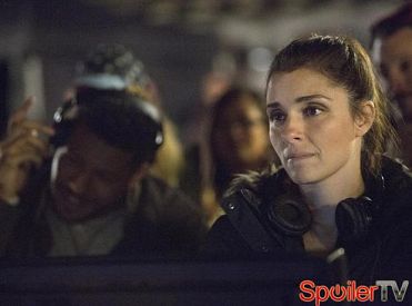 Spoiler Dnia: Rachel spotyka wymarzonego faceta w 3 sezonie „UnREAL”, ale jest haczyk