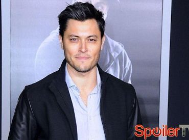Blair Redford dołączył do odcinka pilotowego Bryana Singera